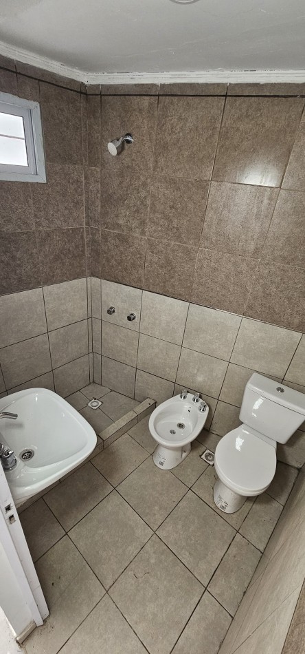 SE VENDE CASA A ESTRENAR ZONA LOPEZ JORDAN Y CHURRUARIN
