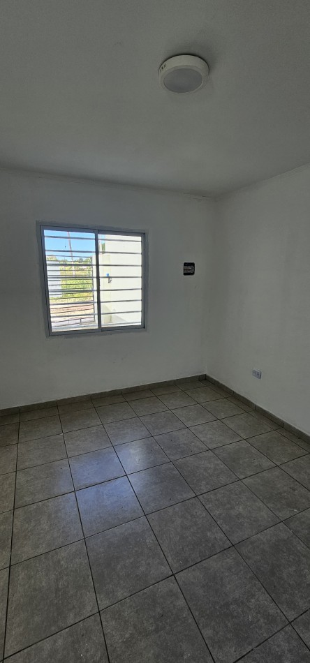 SE VENDE CASA A ESTRENAR ZONA LOPEZ JORDAN Y CHURRUARIN
