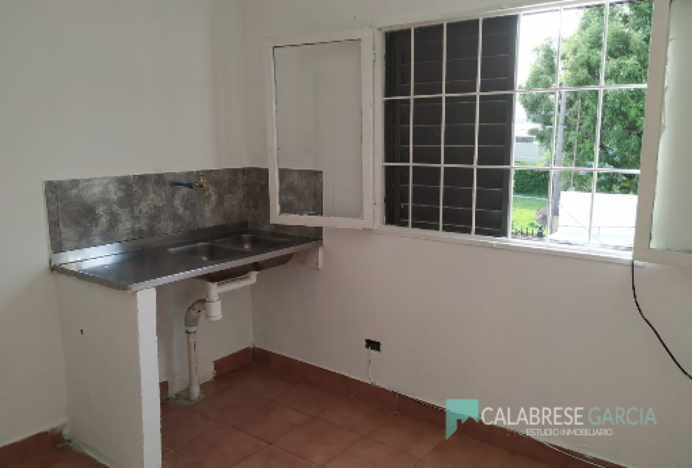 ALQUILO DPTO 1 DORM. P.A CON COCHERA ZONA GARRIGO Y MIGUEL DAVID!