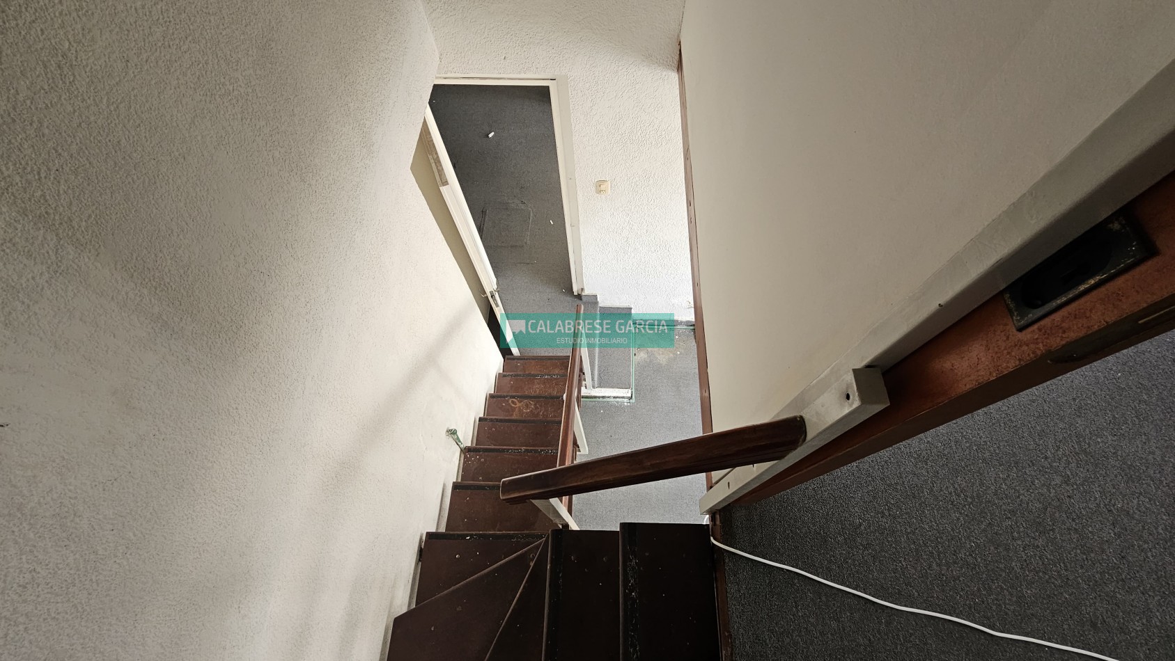 SE ALQUILA LOCAL COMERCIAL U OFICINA ZONA TRIBUNALES O CASA DE GOBIERNO