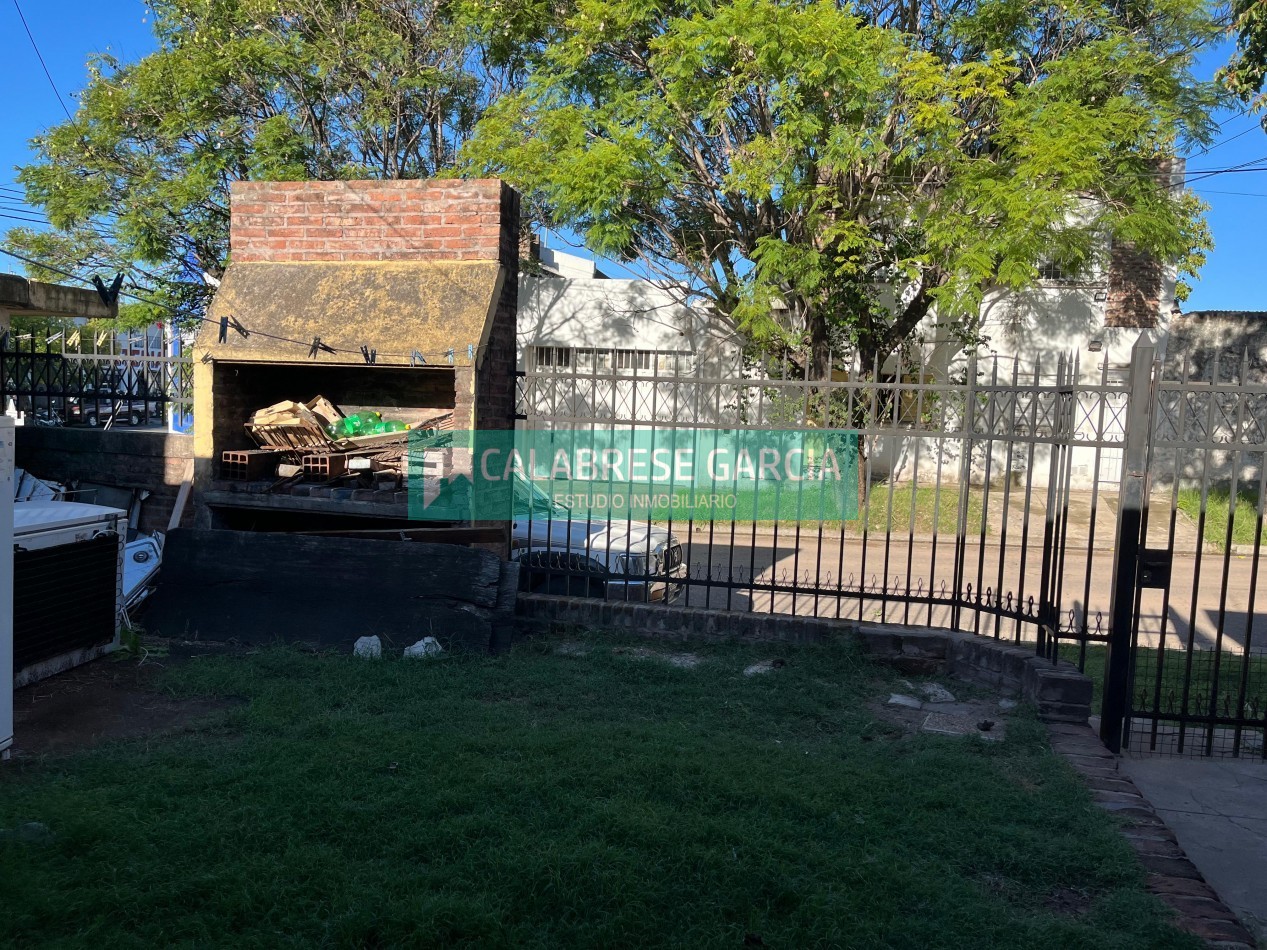 VENDO OPORTUNIDAD COMERCIAL Y VIVIENDA EN AV. CHURRUARIN y HUERGO