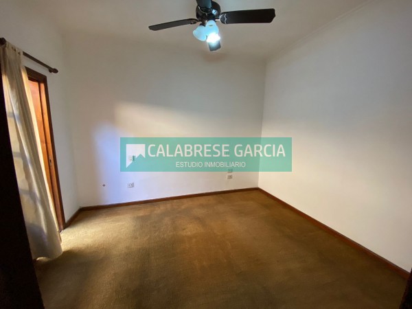 SE ALQUILA CASA ZONA CENTRO