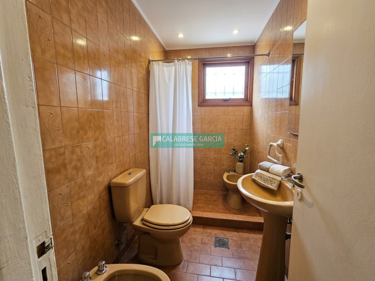 Se Vende casa zona Santo Dominguez y Division de los Andes