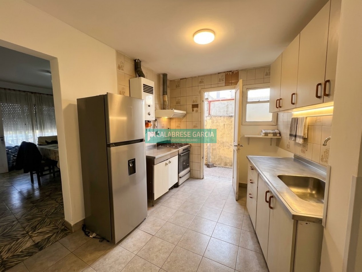 Se Vende casa zona Santo Dominguez y Division de los Andes