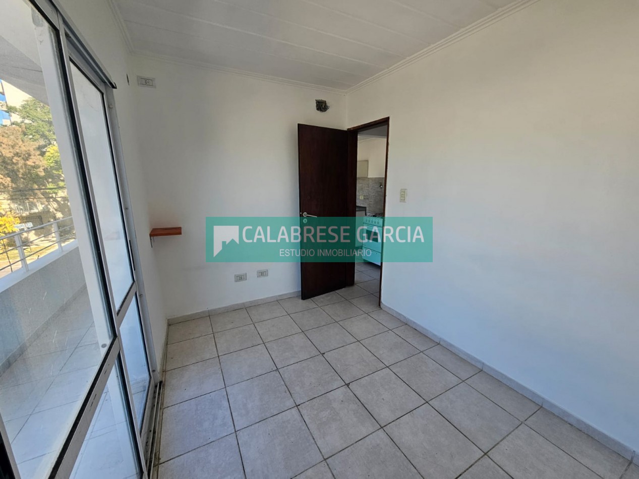 SE VENDE DEPARTAMENTO ZONA SHOPING DEL PARANA