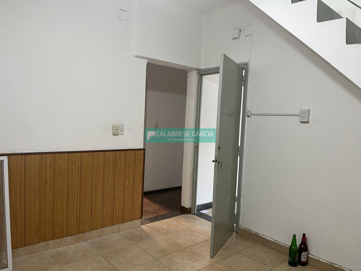 Imperdible Oportunidad Casa + Local en pleno Centro de Parana!