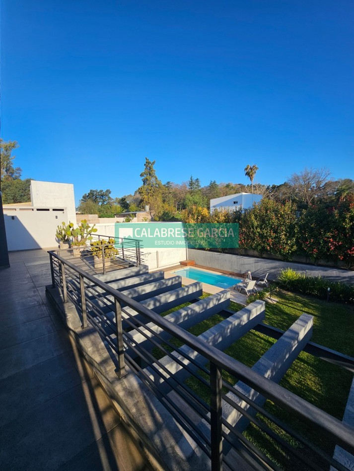 SE VENDE CASA ZONA ACCESO NORTE
