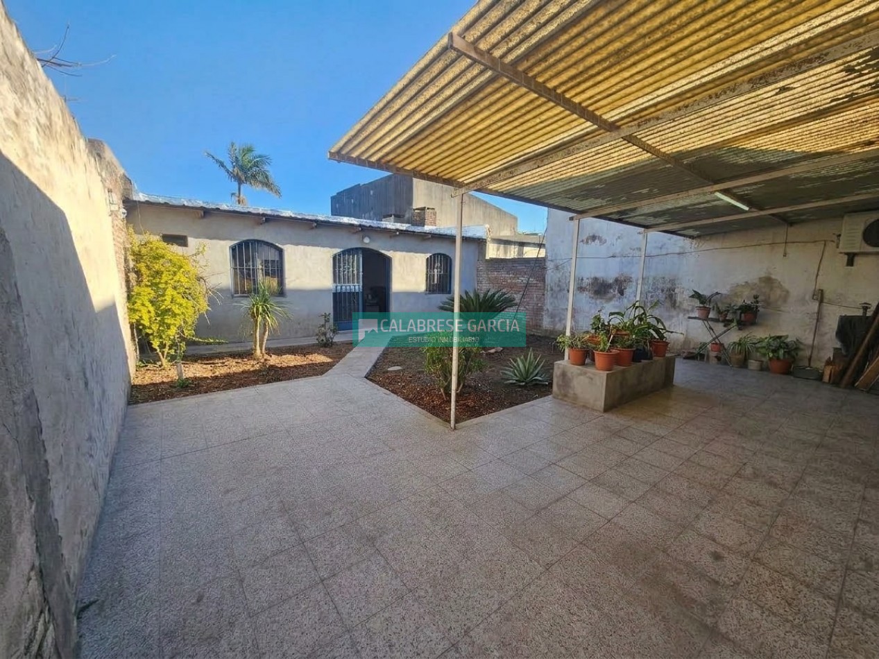 Se Vende casa zona Santo Dominguez y Division de los Andes