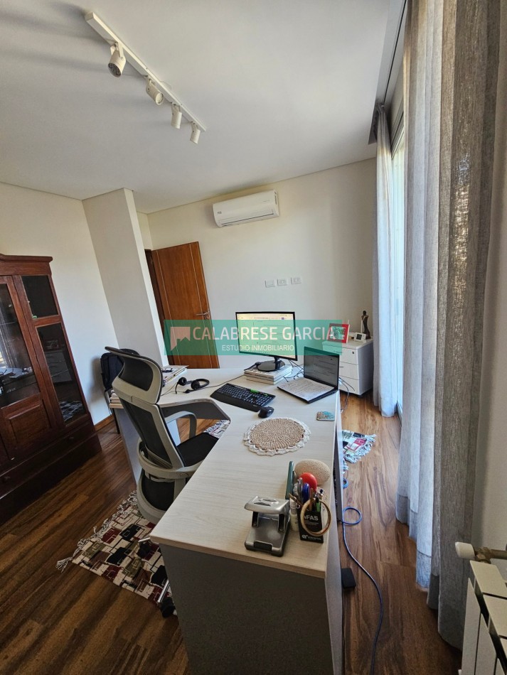 SE VENDE CASA ZONA ACCESO NORTE