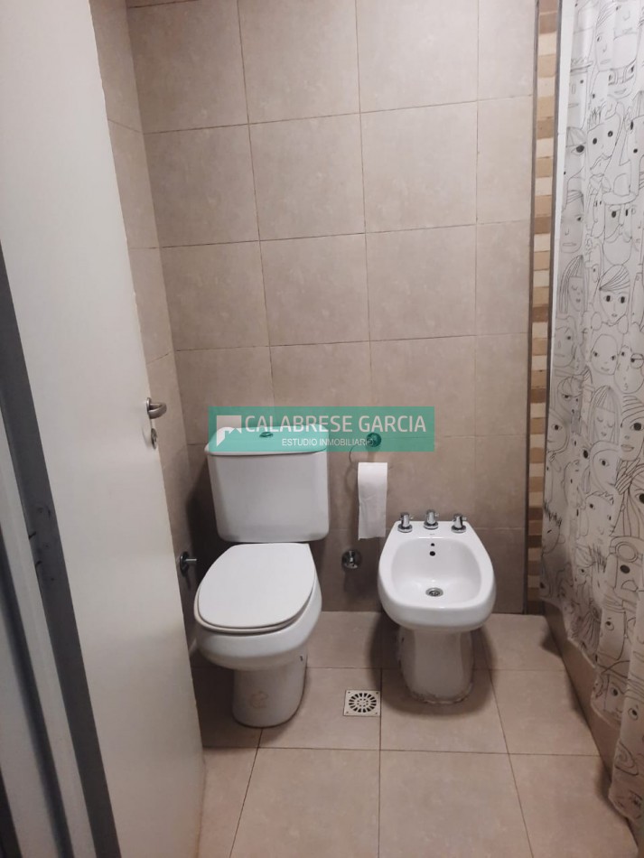 SE VENDE CASA LISTA PARA ENTRAR A VIVIR ZONA PLAZA SAENZ PEÑA