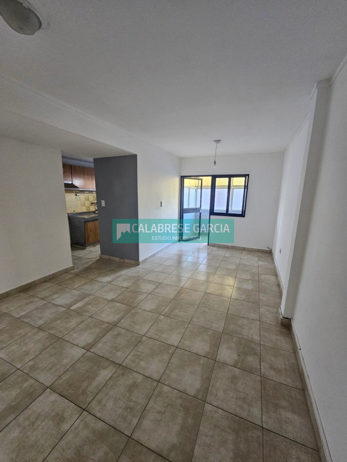 Se alquila departamento de 2 dormitorios 