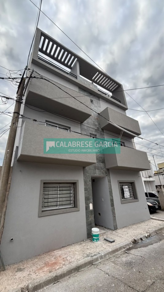 SE VENDE MONOAMABIENTE A ESTRENAR ZONA UNER