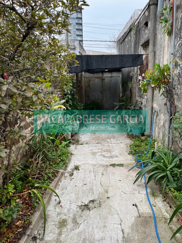 Se vende casa zona Plaza Saenz Peña