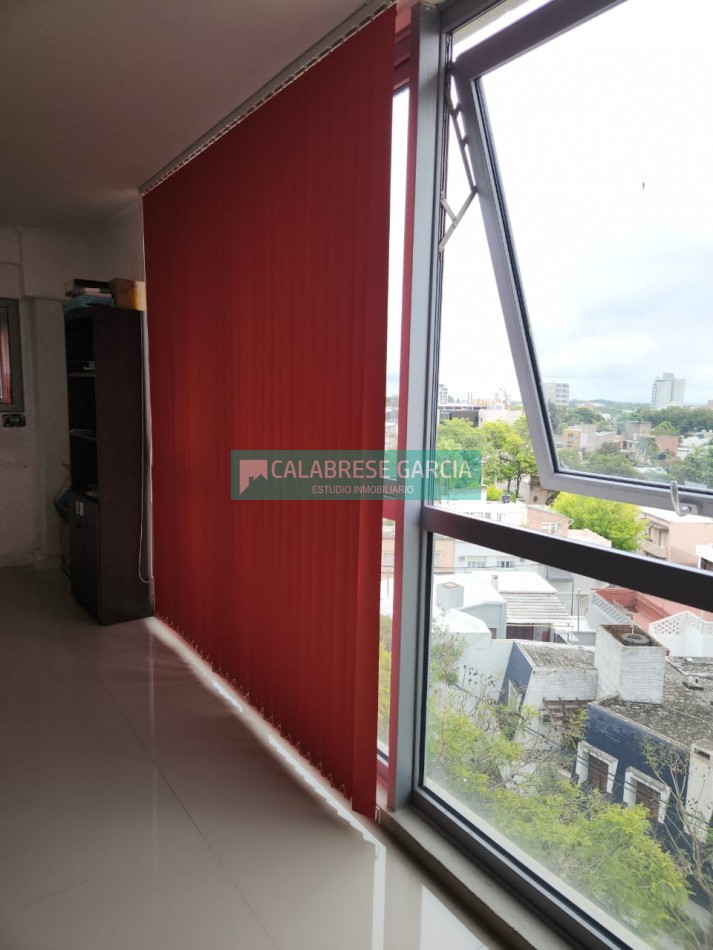 SE ALQUILA OFICINA COMERCIAL EN EL EDIFICIO DE LA CAMARA ARGENTINA DE LA CONSTRUCCION