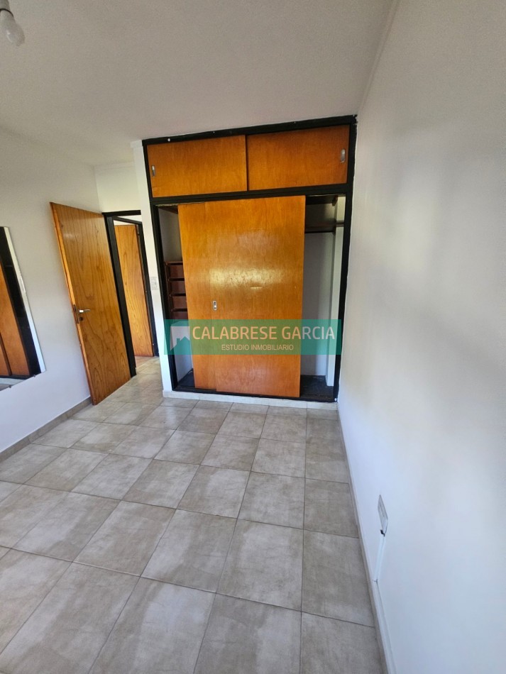 Se alquila departamento de 2 dormitorios 