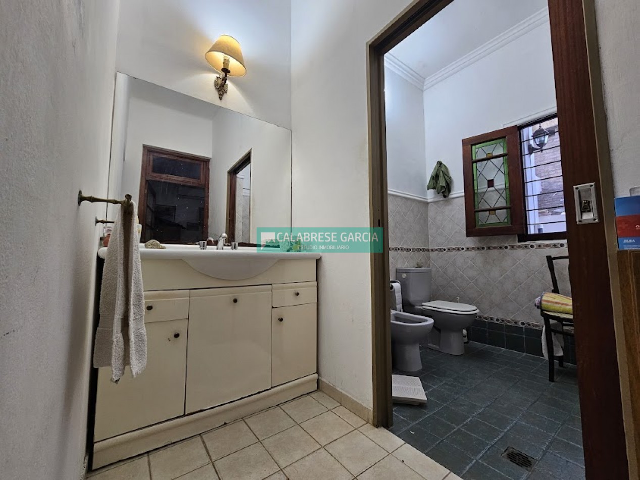 SE VENDE CASA ZONA CENTRO LISTA PARA ENTRAR A VIVIR