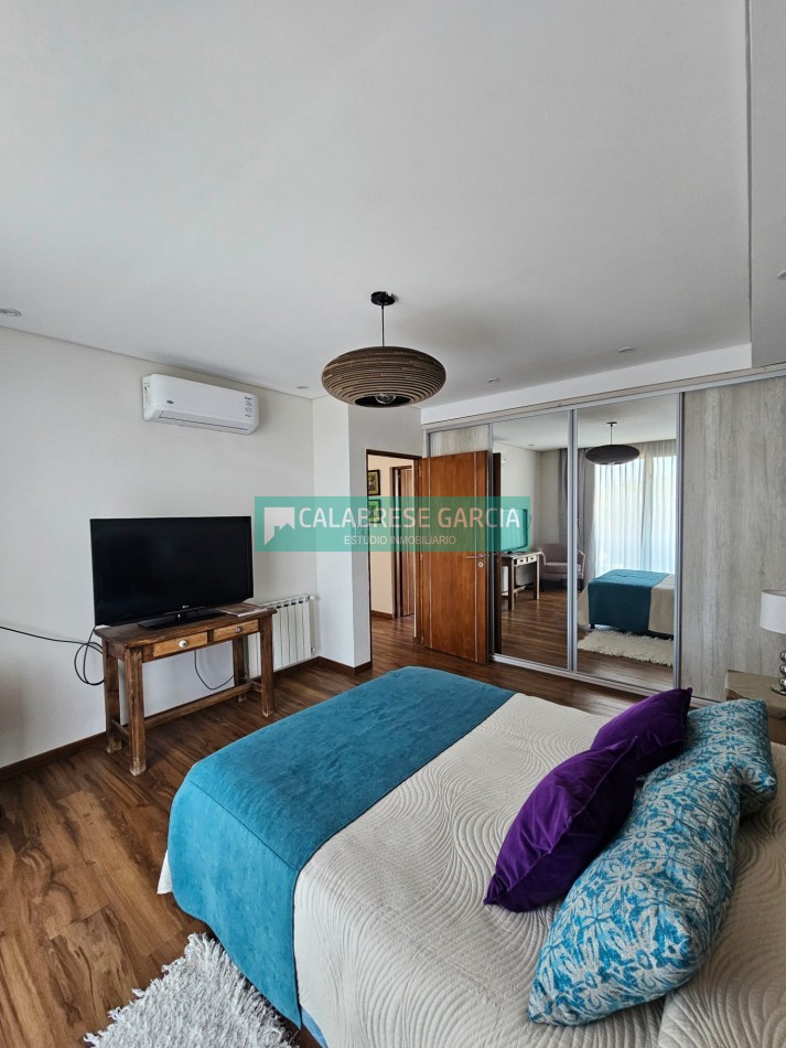 SE VENDE CASA ZONA ACCESO NORTE