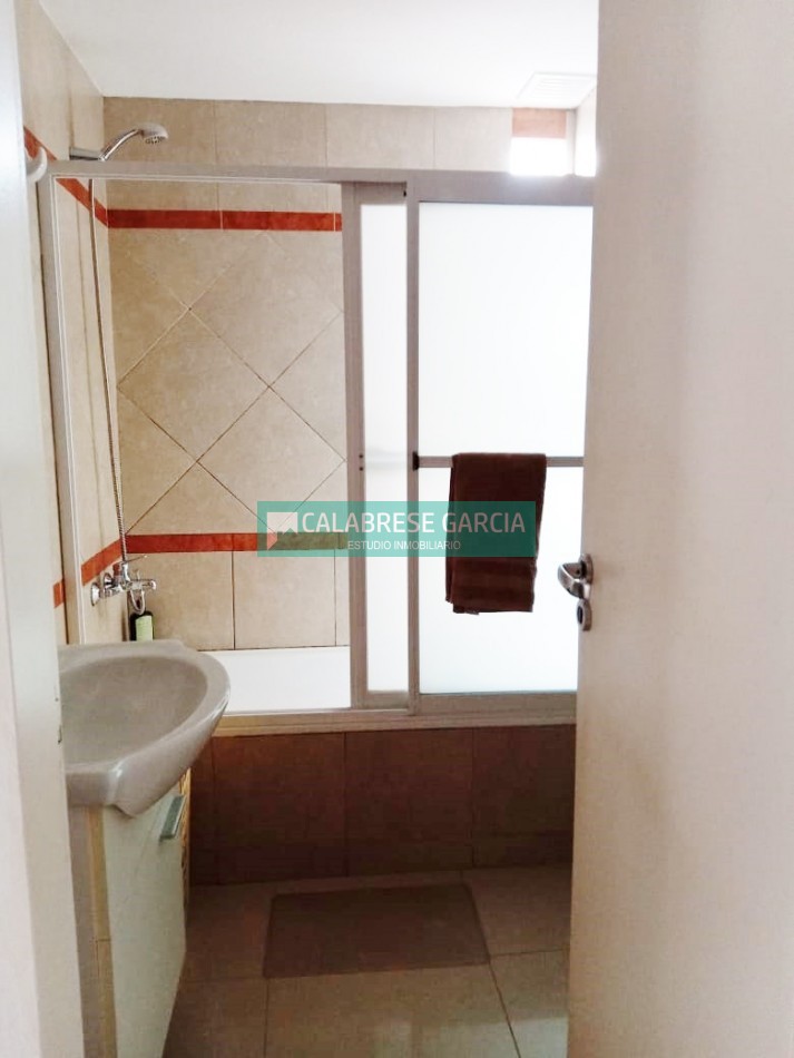 SE ALQUILA DEPARTAMENTO DE 3 DORMITORIOS FRENTE A LA PLAZA SAENZ PEÑA