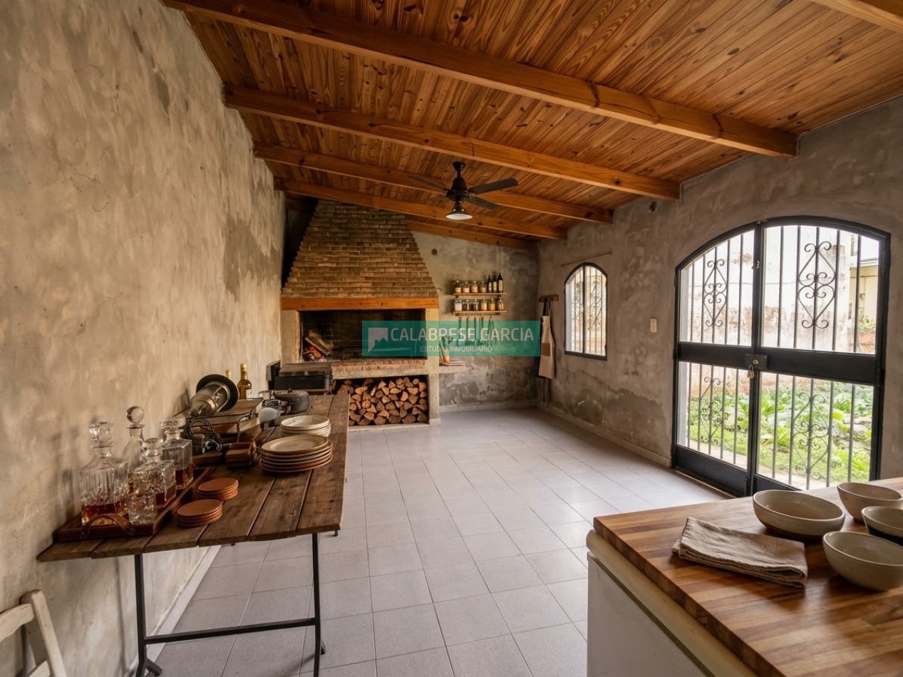 Se Vende casa zona Santo Dominguez y Division de los Andes
