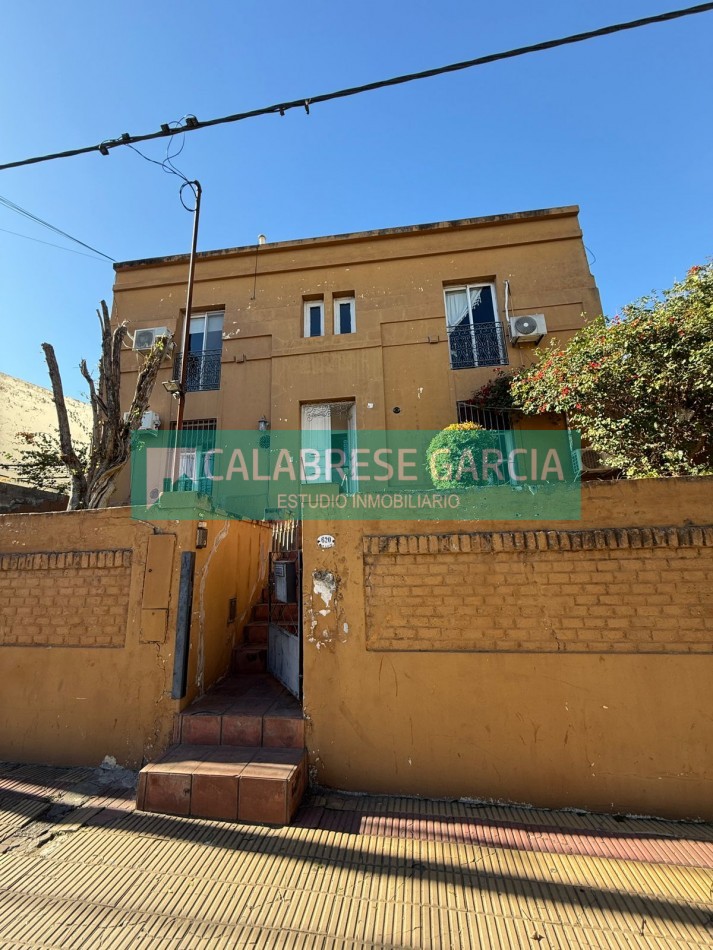 Vendo casa /hotel/ emprendimientos varios zona Centro