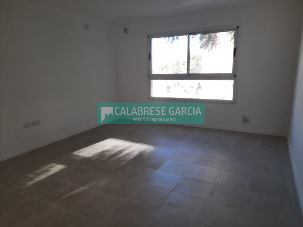 ALQUILO monoambiente zona Facultad Ciencias Economicas