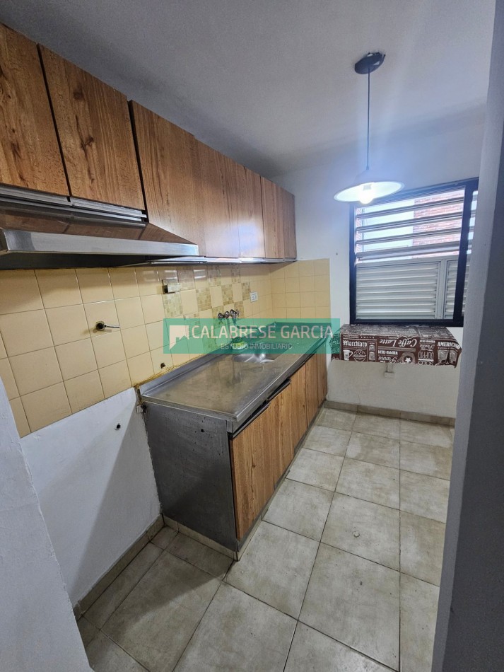 Se alquila departamento de 2 dormitorios 