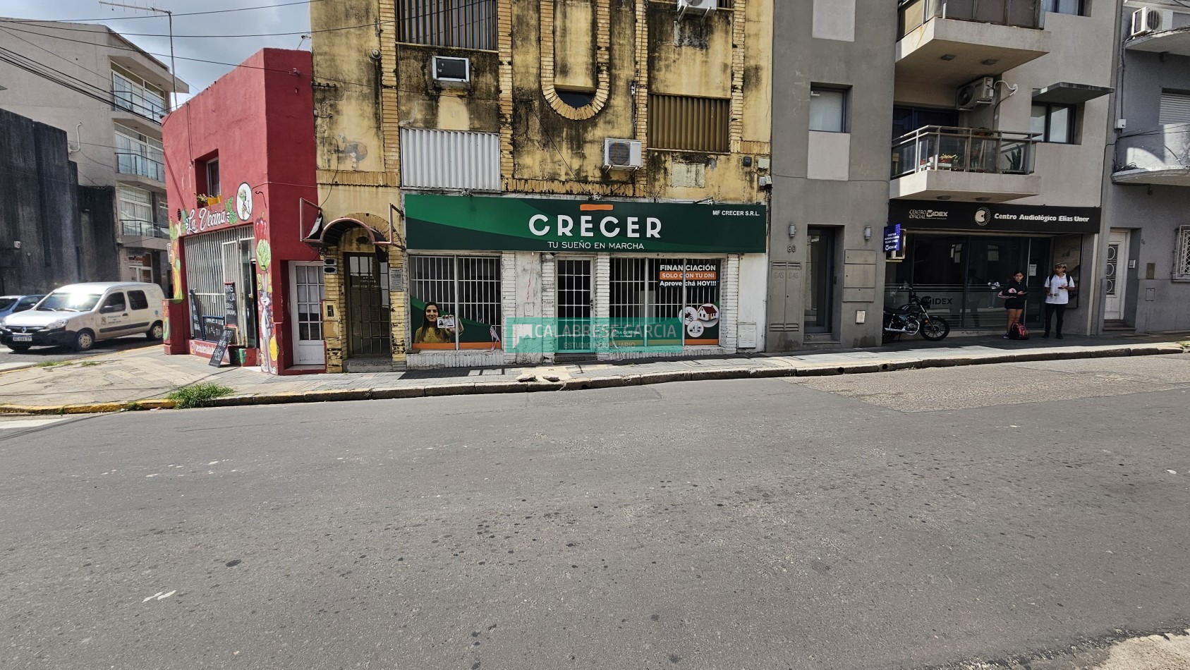 SE ALQUILA LOCAL COMERCIAL U OFICINA ZONA TRIBUNALES O CASA DE GOBIERNO