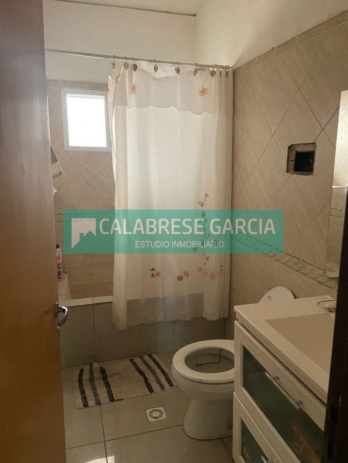 VENDO CASA ZONA B° MERCANTIL