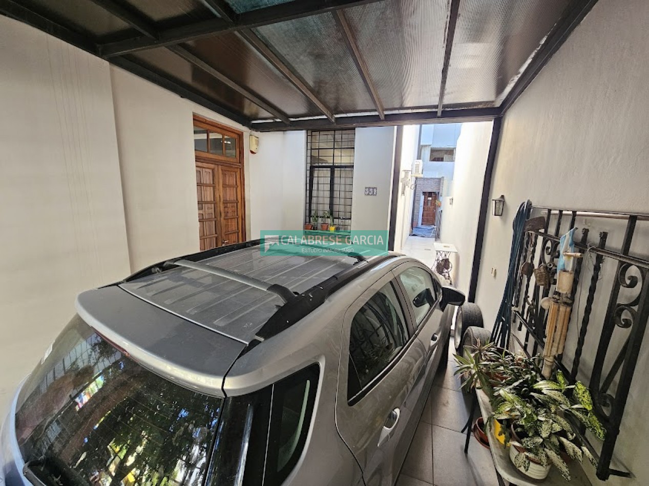 SE VENDE CASA ZONA CENTRO LISTA PARA ENTRAR A VIVIR