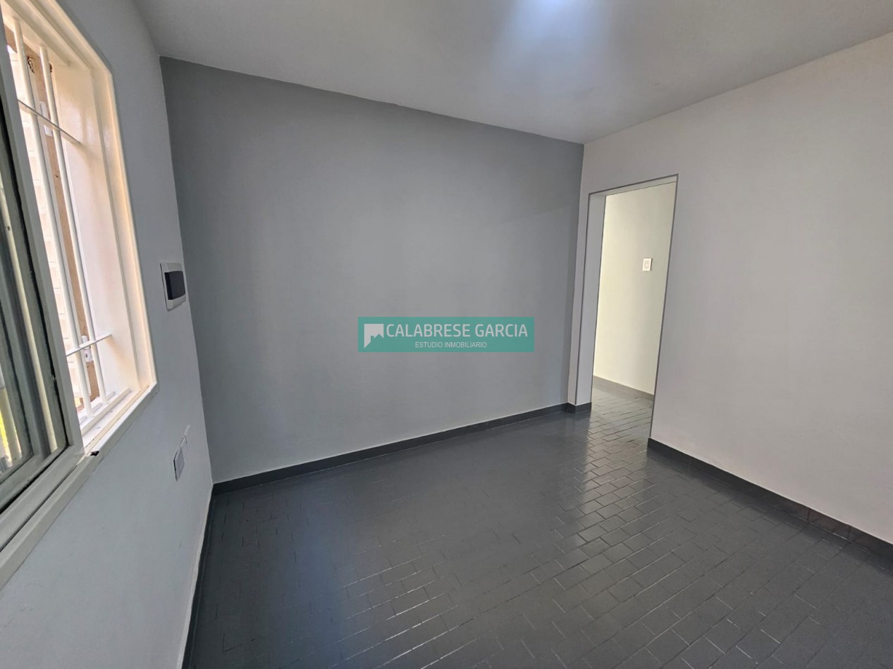 Se vende departamento de 2 dormitorios en Planta Baja zona Centro 