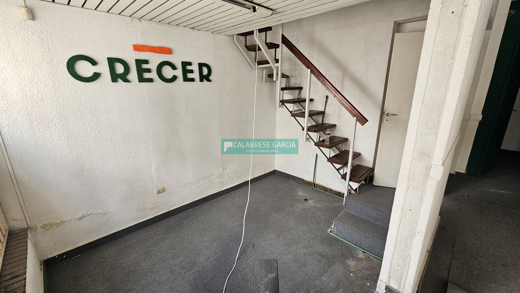 SE ALQUILA LOCAL COMERCIAL U OFICINA ZONA TRIBUNALES O CASA DE GOBIERNO