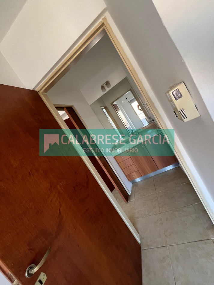Alquilo dpto 1 dorm al frente zona centro