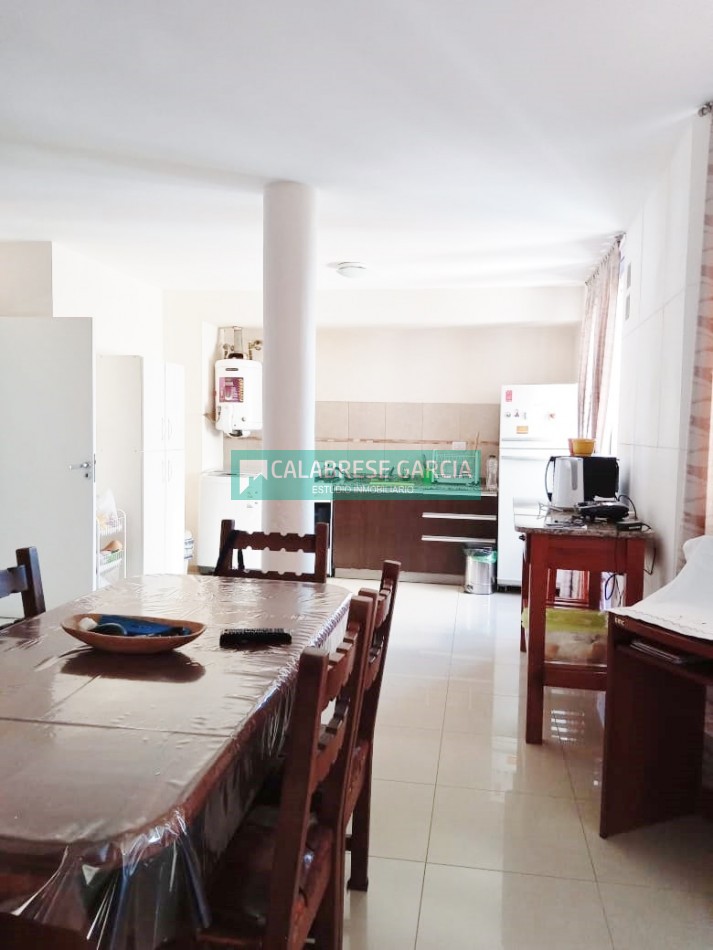 SE ALQUILA DEPARTAMENTO DE 3 DORMITORIOS FRENTE A LA PLAZA SAENZ PEÑA