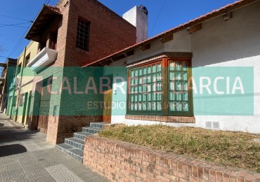 SE ALQUILA CASA ZONA CENTRO