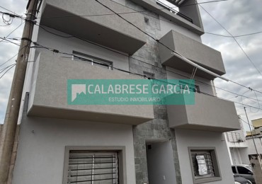 SE VENDE MONOAMABIENTE A ESTRENAR ZONA UNER