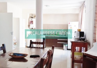 SE ALQUILA DEPARTAMENTO DE 3 DORMITORIOS FRENTE A LA PLAZA SAENZ PEÑA