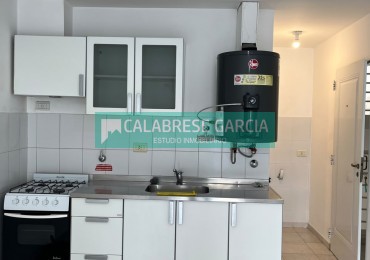 Alquilo Monoambiente zona Centro